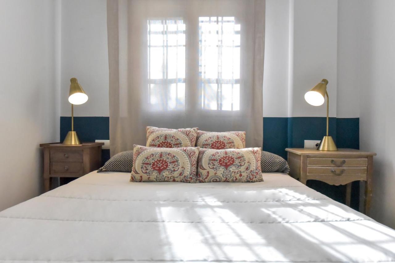 New! Retro Apartment In Central Neighbourhood Sevilha Exterior foto