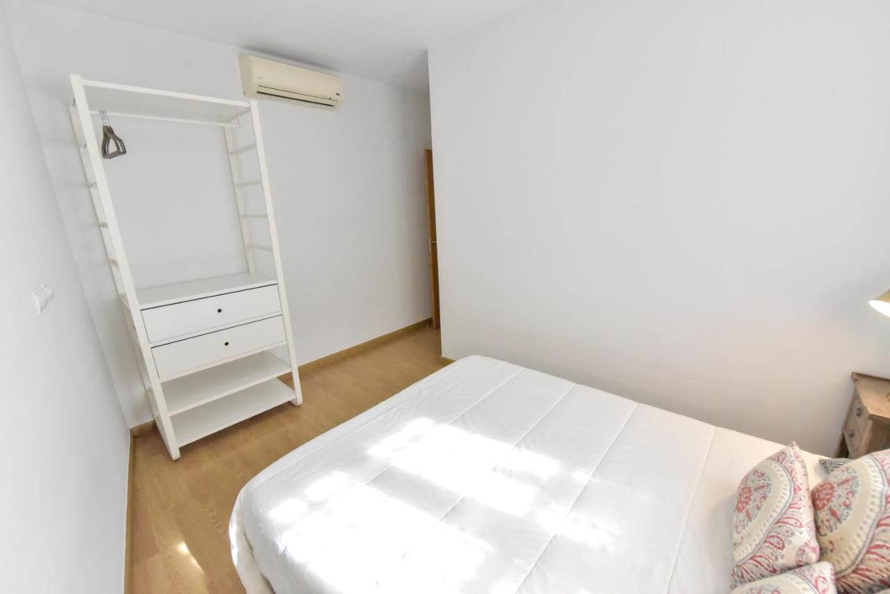 New! Retro Apartment In Central Neighbourhood Sevilha Exterior foto